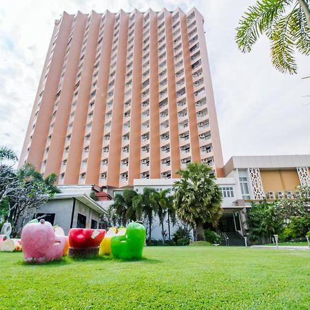 Golden Beach Cha-Am Hotel Екстер'єр фото