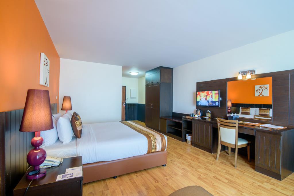 Golden Beach Cha-Am Hotel Екстер'єр фото